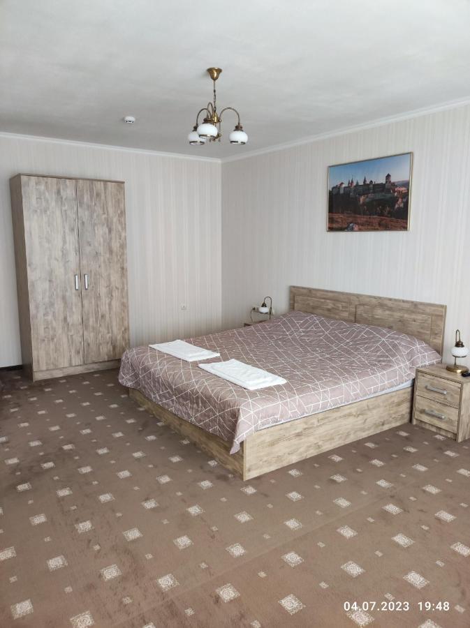 Apart-Hotel 24/7 Kamjanyi Potoki Kültér fotó